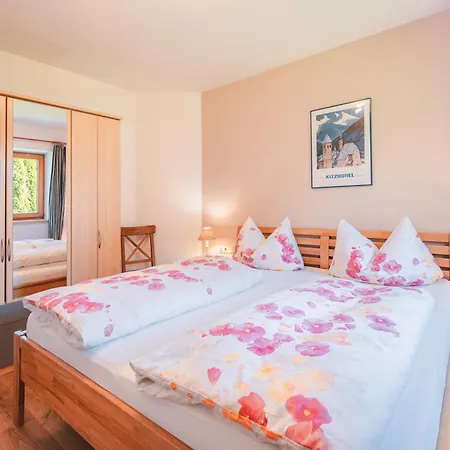 Haus Sandra Апартаменты Кицбюэль